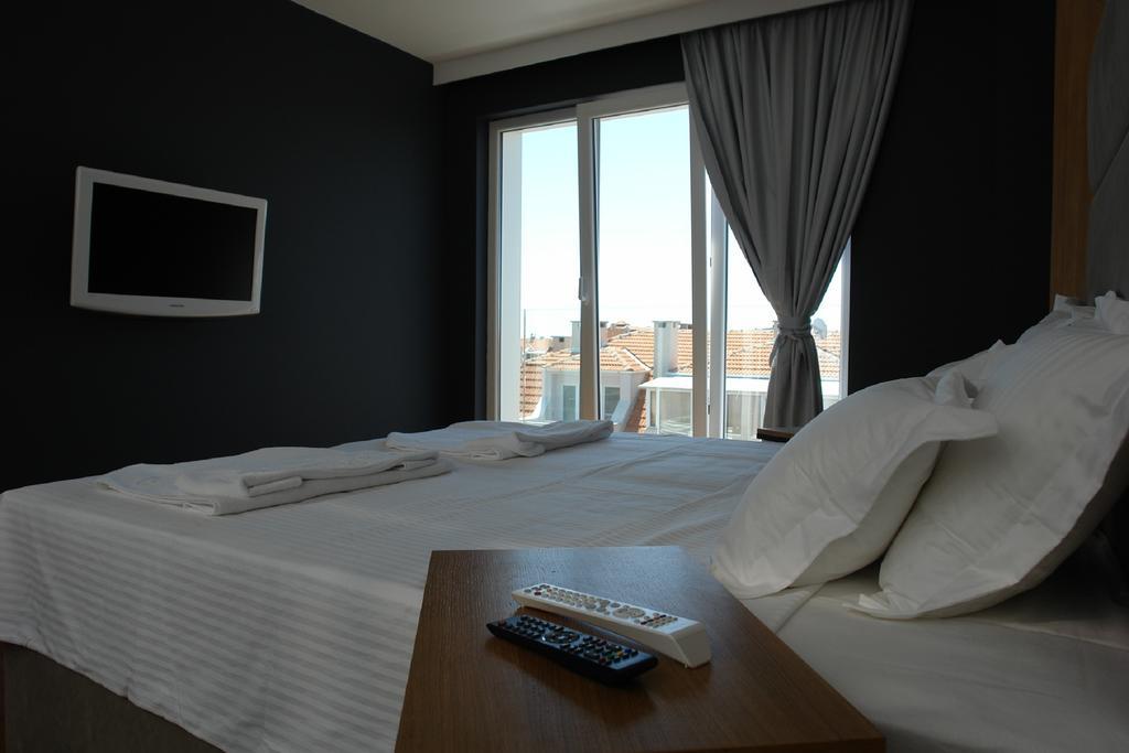 Aparthotel Botabara Del Mar Boutique Pomorie Habitación foto