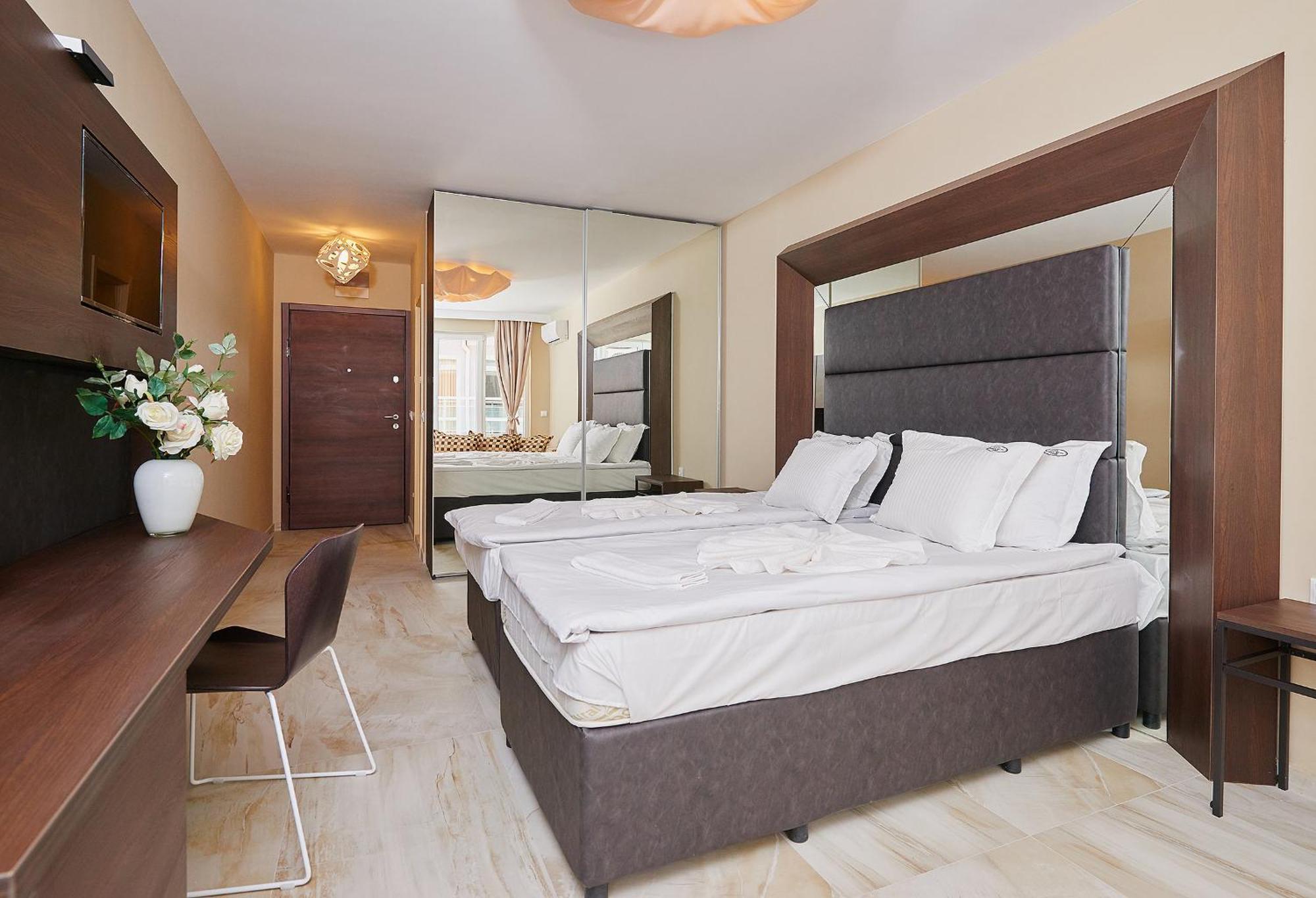 Aparthotel Botabara Del Mar Boutique Pomorie Habitación foto